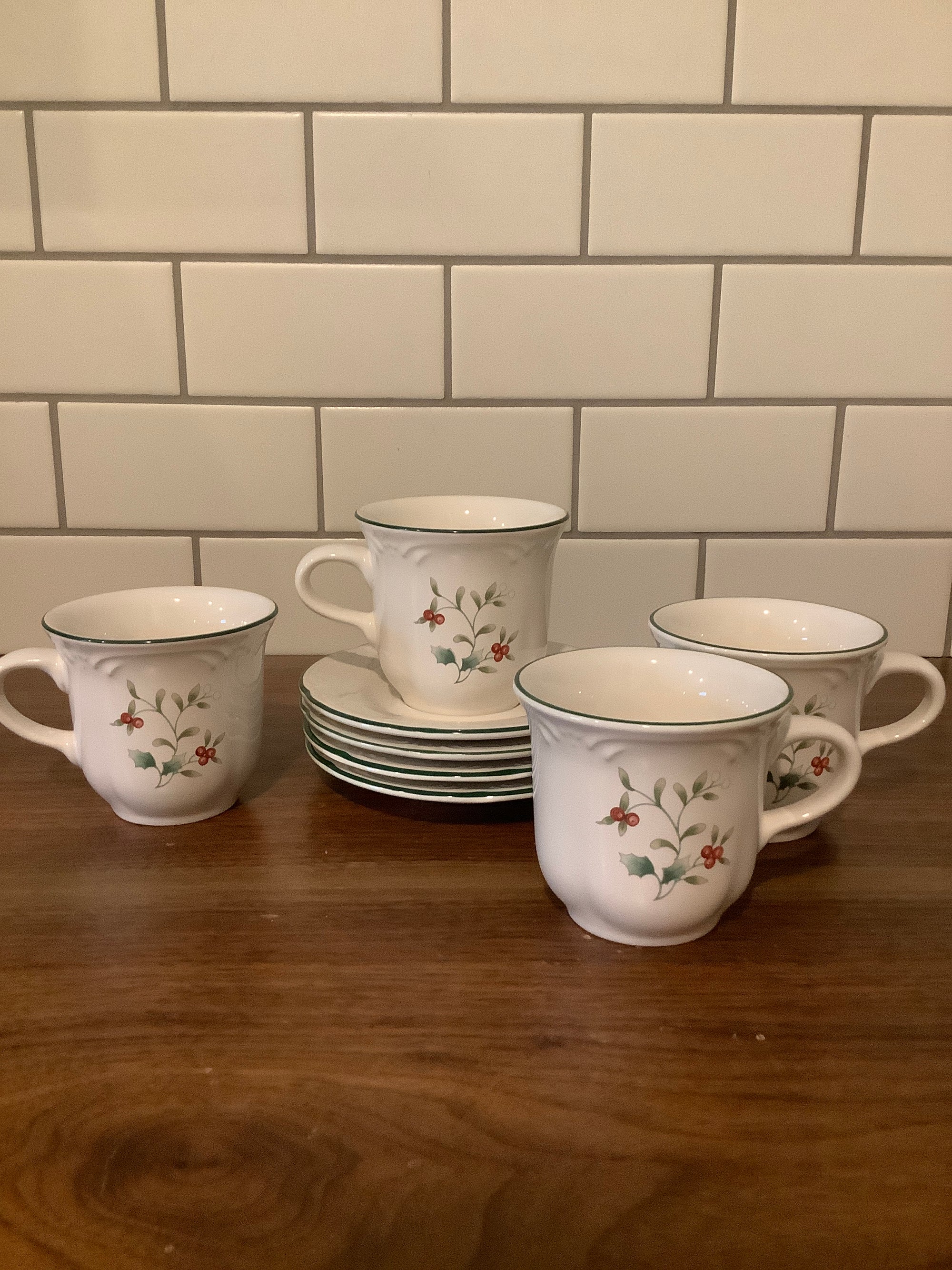 Pfaltzgraff  Cups and Saucers, 8 pc set